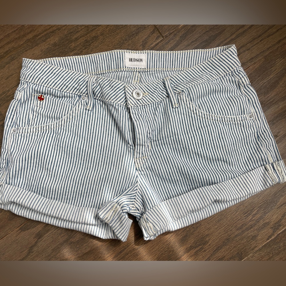 Hudson, Hampton short in Blue and White, size 26